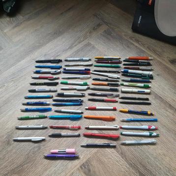 Pennenverzameling  beschikbaar voor biedingen