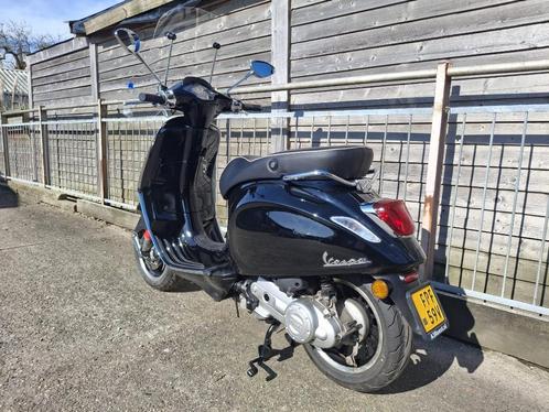 Vespa Sprint 2023 E5 IGET 45km/h, Fietsen en Brommers, Scooters | Vespa, Zo goed als nieuw, Overige modellen, Maximaal 45 km/u