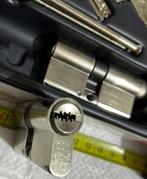 2 sets: DOM ix Twinstar 2 cilinders NIEUW + OMCODERING, Ophalen of Verzenden, Nieuw, Slot