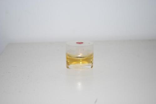 Miniatuur Clarins Par Amour edp, Verzamelen, Parfumverzamelingen, Zo goed als nieuw, Miniatuur, Gevuld, Ophalen of Verzenden