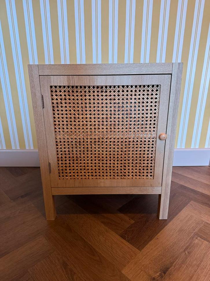 Twee rotan nachtkastjes - 60x50x35, Huis en Inrichting, Slaapkamer | Nachtkastjes, Zo goed als nieuw, 55 tot 70 cm, 45 tot 65 cm