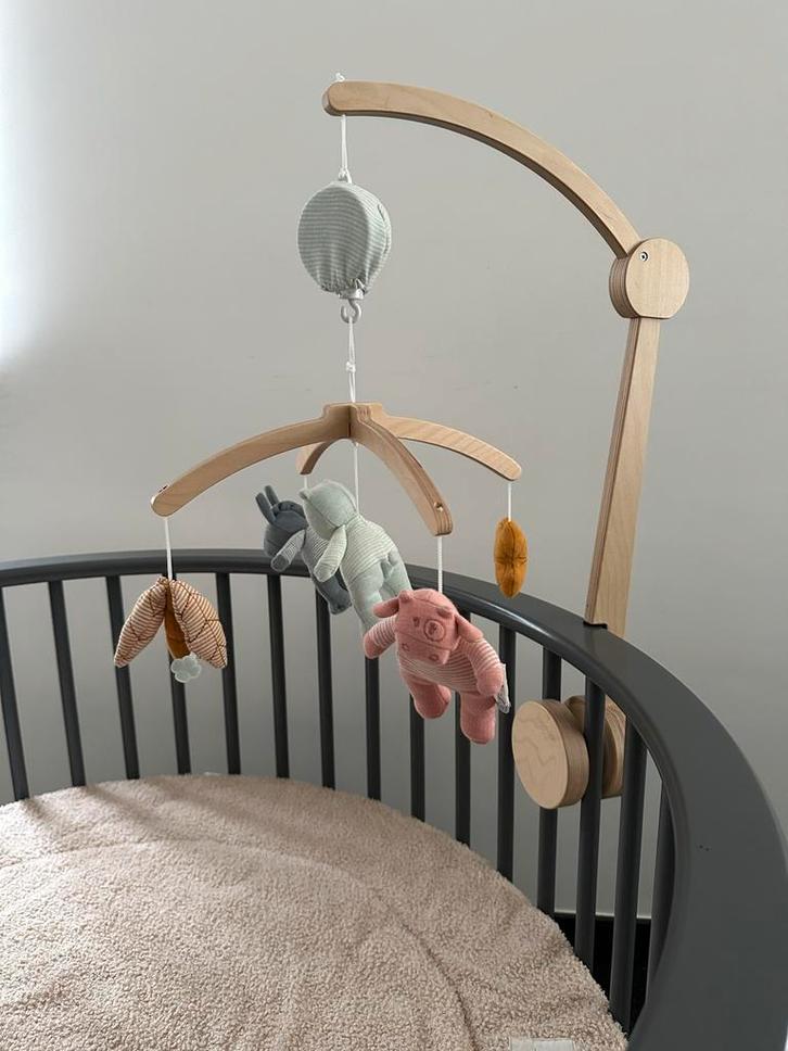 Noukies Muziekmobiel zgan, Kinderen en Baby's, Speelgoed | Babyspeelgoed, Zo goed als nieuw, Mobiel, Met geluid, Ophalen of Verzenden