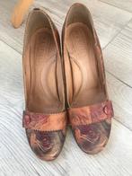 Gedragen pumps mt. 40 zien er keurig uit., Pumps, Bruin, Ophalen of Verzenden, Manfield
