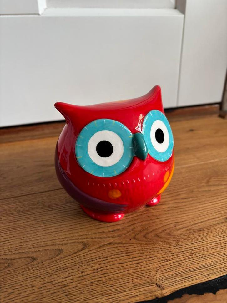 Spaarpot uil: handgeschilderd uit aardewerk, Verzamelen, Spaarpotten, Zo goed als nieuw, Dier, Steen, Aardewerk of Keramiek, Ophalen