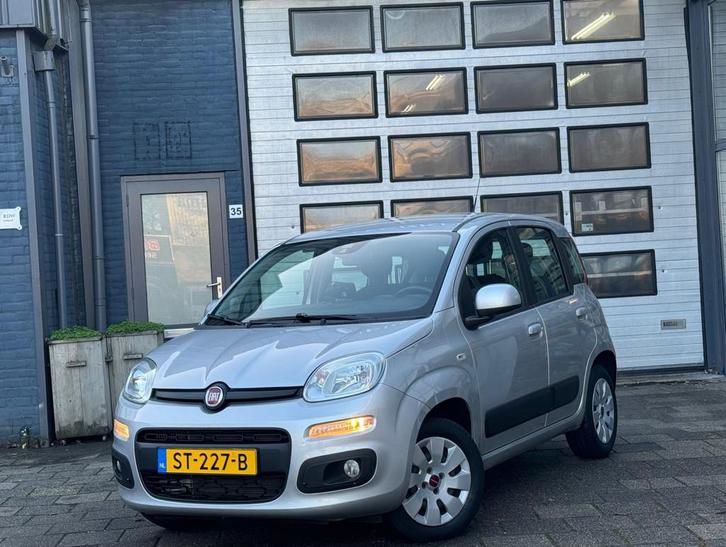 Fiat Panda 0.9 TwinAir Lounge | Airco | Navi | PDC | Automaa, Auto's, Fiat, Te koop, Panda, ABS, Airbags, Airconditioning, Bluetooth