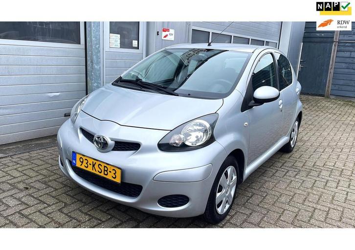 Toyota Aygo 1.0-12V Comfort 5D 2010-Airco-Elk.Pakket-New APK, Auto's, Toyota, Bedrijf, Te koop, Aygo, ABS, Airbags, Airconditioning