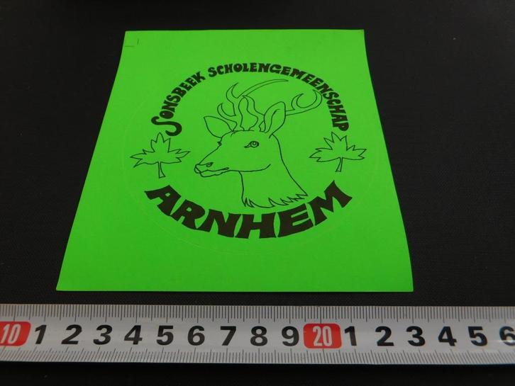 sticker Arnhem Sonsbeek scholengemeenschap, Verzamelen, Stickers, Zo goed als nieuw, Bedrijf of Vereniging, Ophalen