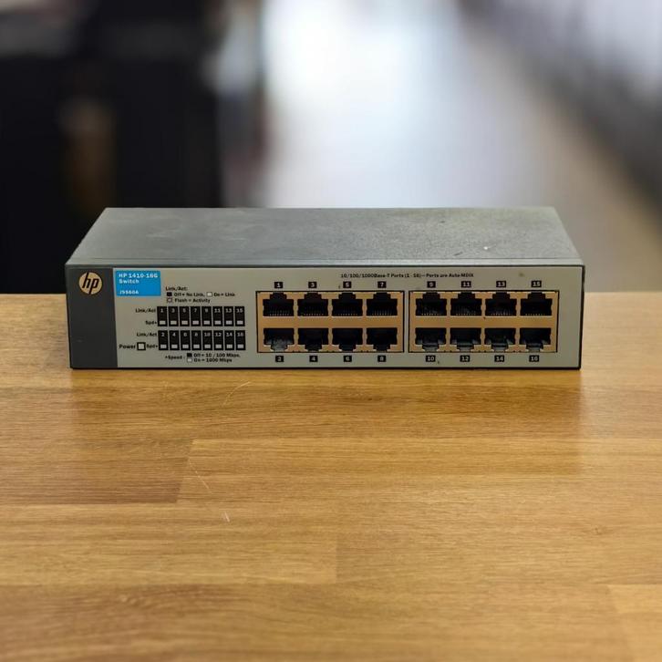 HP Switch 1410-16G Router Switch | Zwart - In Goede Staat, Computers en Software, Netwerk switches, Zo goed als nieuw