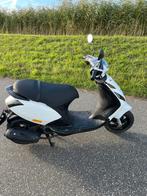 Zip 4t snor 2013, Fietsen en Brommers, Ophalen, Zo goed als nieuw, Overige typen, Piaggio