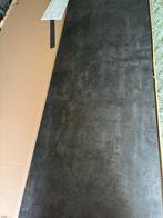 Aanrechtblad zwart met een werkje. Lang 1.86 en breed 64 cm, Doe-het-zelf en Verbouw, Ophalen, Nieuw