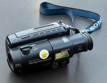 Sony Handycam Video8 camcorder + accessoires beschikbaar voor biedingen