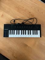 Komplete kontrol m32 midi, Ophalen of Verzenden, Zo goed als nieuw