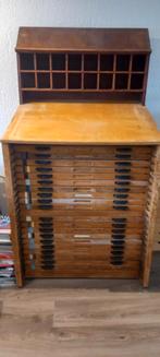 Complete letterkast met laden en opzetstuk, Huis en Inrichting, Gebruikt, Vintage, Met lade(s), Overige houtsoorten