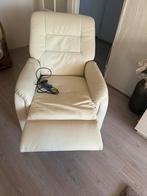 TE KOOP FAUTEUIL /ELEKTRISCHE STOEL MET LIGSTAND, Huis en Inrichting, Fauteuils, Ophalen, Zo goed als nieuw, 50 tot 75 cm, Leer