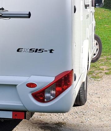 BUMPERSTUK RECHTS CAMPER EN CARAVAN  beschikbaar voor biedingen