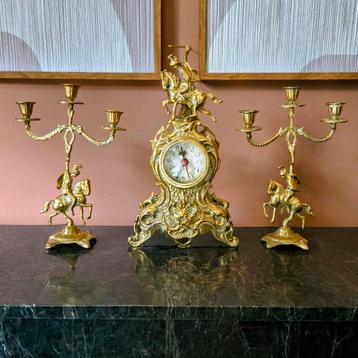 Messing Schouwklok met Kandelaren beschikbaar voor biedingen