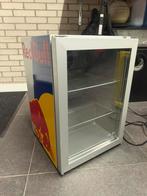 Red Bull koelkast tafelmodel, Ophalen, Zonder vriesvak, Energieklasse A of zuiniger, Minder dan 45 cm