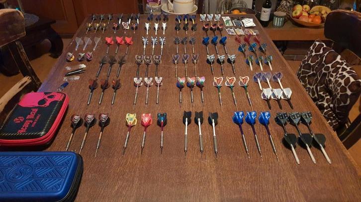 DARTS COLLECTIE 15 Sets & Flights en Shaft, Sport en Fitness, Darts, Nieuw, Pijlen, Ophalen of Verzenden