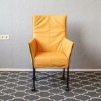 12 Montis Chaplin eetkamerstoelen saffraan geel, verrijdbaar, Niet ingevuld, Zwart, Niet ingevuld, Leer