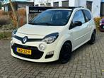 Renault Twingo Dynamiq Aux/tel/Panoramadak✅, Voorwielaandrijving, Zwart, 4 cilinders, Wit