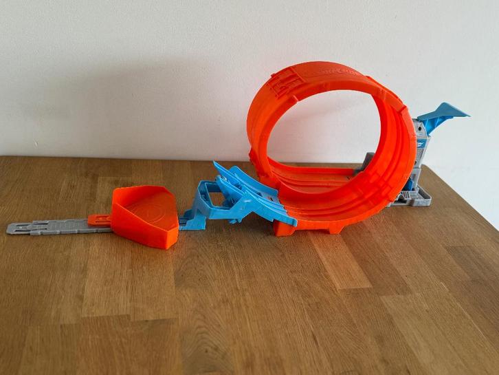 Drie Hot Wheels sets, Kinderen en Baby's, Speelgoed | Racebanen, Zo goed als nieuw, Racebaan, Handmatig, Hot Wheels, Met looping