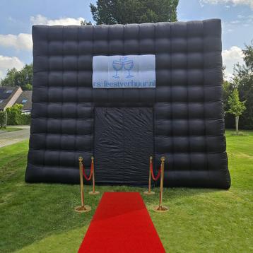 Opblaasbare Discotent 8x5x4m huren inclusief opzetten beschikbaar voor biedingen