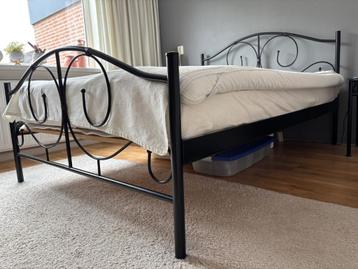 Bedframe romantisch, twijfelaar 140x200 - afbeelding 2