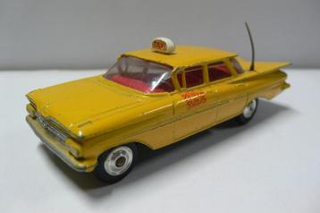 chevrolet impala yellowcab- corgi toys - 1/43-org. lak-1/43 beschikbaar voor biedingen