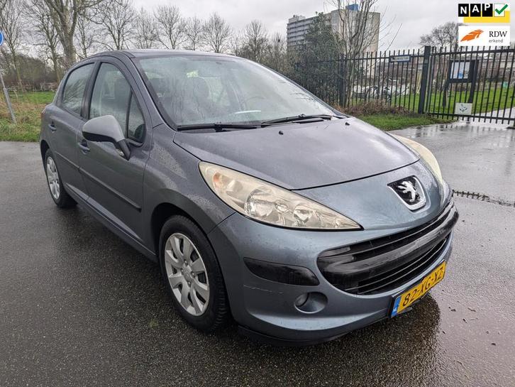 Peugeot 207 1.4 Color-line Airco 5 deurs Radio/Cd, Auto's, Peugeot, Te koop, ABS, Airbags, Airconditioning, Boordcomputer, Centrale vergrendeling