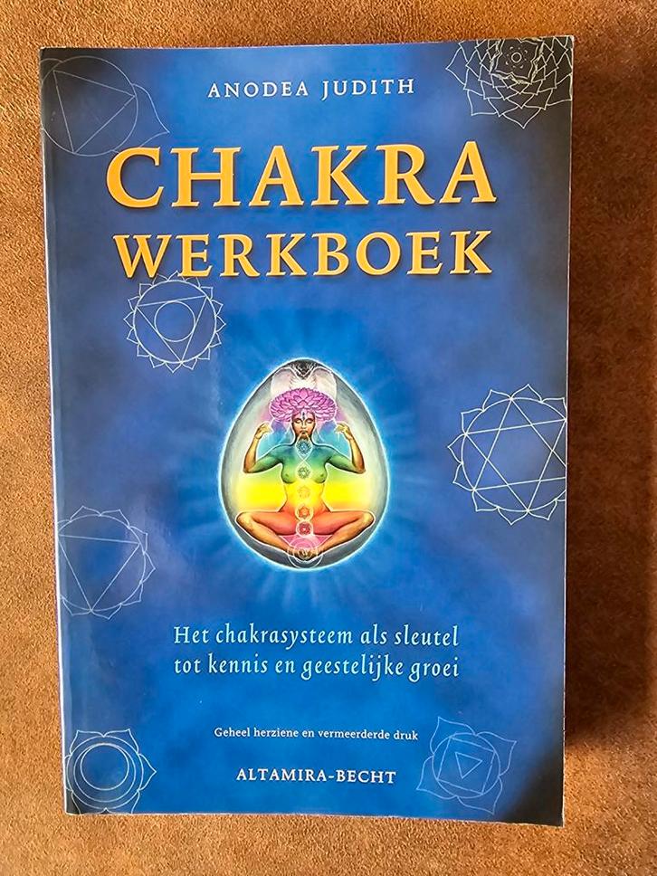Chakra Werkboek - Anodea Judith, Boeken, Esoterie en Spiritualiteit, Zo goed als nieuw, Instructieboek, Spiritualiteit algemeen