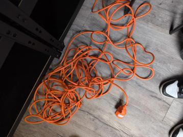Tuinverlengkabel oranje 20 meter  beschikbaar voor biedingen