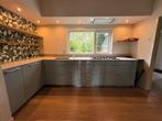 Luxe Duitse hoogglans hoekkeuken 2023 met inbouwapparatuur, Huis en Inrichting, Keuken | Complete keukens, Ophalen, Hoekkeuken