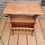 Eiken krantentafel, lectuurtafel. Opknapper, Huis en Inrichting, Tafels | Bijzettafels, Ophalen, Gebruikt, 75 cm of meer, Rechthoekig