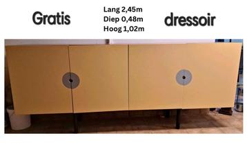 GRATIS DRESSOIR (afhalen in Beek!)