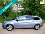 Peugeot 308 SW 1.2i 110pk Executive 1e eig. Navi Panorama PD, Voorwielaandrijving, Stof, Gebruikt, Euro 6