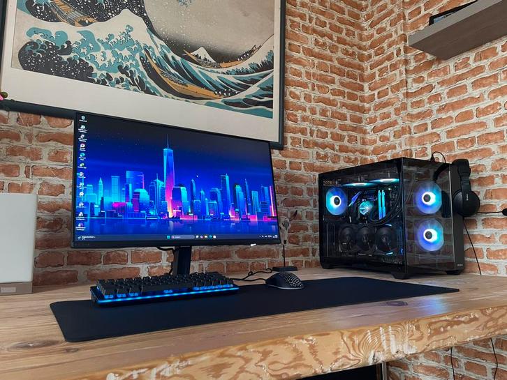 Gaming setup, Computers en Software, Desktop Pc's, Zo goed als nieuw, 4 Ghz of meer, SSD, 16 GB, Met videokaart, Met monitor, Gaming