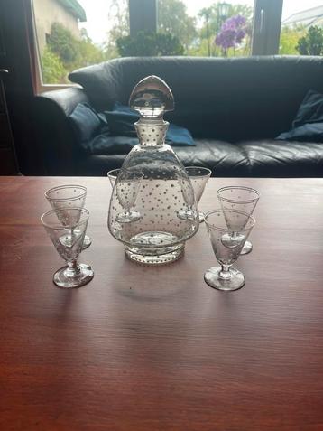 Antiek Likeursetje met Karaf en Glaasjes beschikbaar voor biedingen