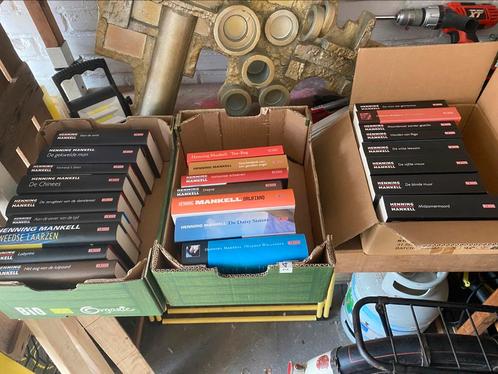 Verzameling van 24 boeken  Henning Mankell zie tekst/fotoo’s, Boeken, Detectives, Zo goed als nieuw, Ophalen of Verzenden