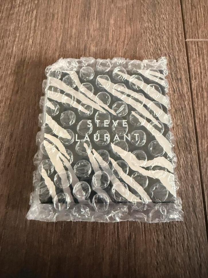 Nieuw Steve Laurant Wild Thing oogschaduw palette, Sieraden, Tassen en Uiterlijk, Uiterlijk | Cosmetica en Make-up, Nieuw, Make-up