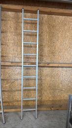 9 treden ladder., Doe-het-zelf en Verbouw, Ladders en Trappen, Ophalen, Zo goed als nieuw