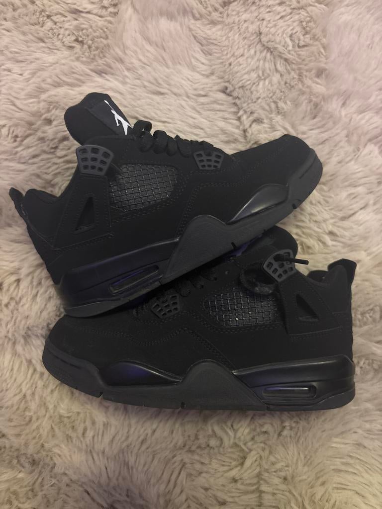Air Jordan 4 Black Cat - Maat 39, Kleding | Dames, Schoenen, Ophalen of Verzenden, Zo goed als nieuw, Zwart, Sneakers of Gympen