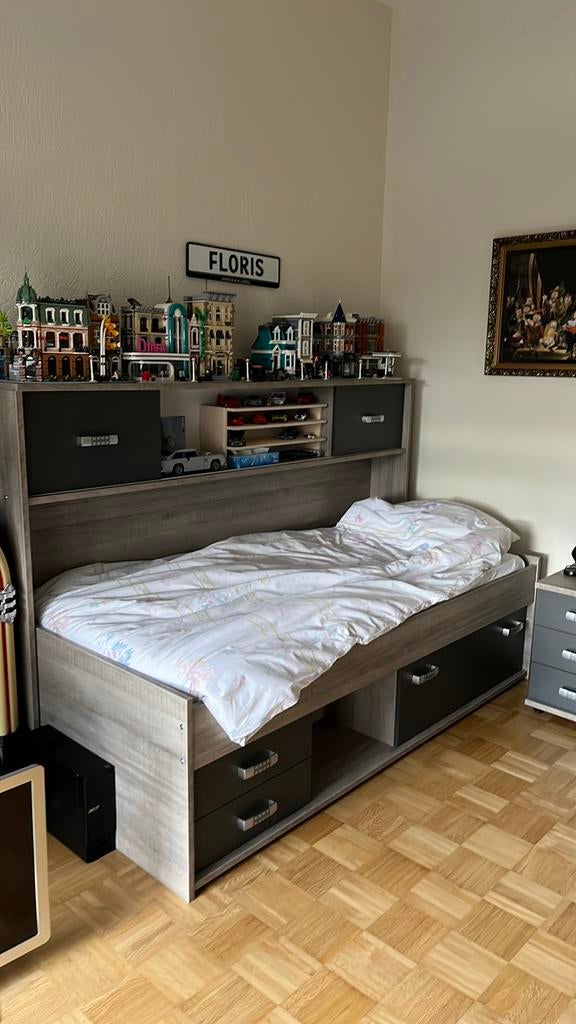 Tiener bed, Huis en Inrichting, Slaapkamer | Complete slaapkamers, Zo goed als nieuw, Tweepersoons, Ophalen