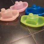 Badspeelgoed, Verzenden