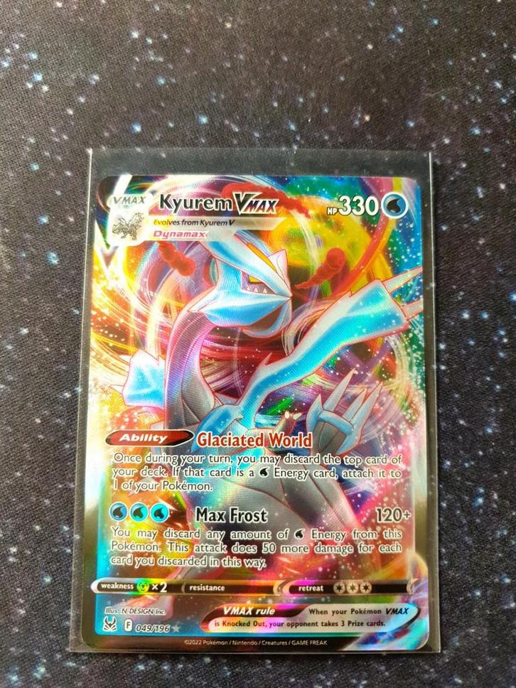 Pokémon kaart Kyurem VMAX #49 Lost Origin (#2), Hobby en Vrije tijd, Verzamelkaartspellen | Pokémon, Zo goed als nieuw, Losse kaart