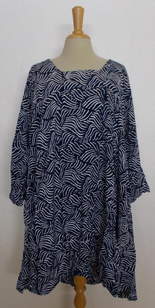 Mooie donkerblauw/witte print tuniek van Luna Serena! XXL, Kleding | Dames, Blouses en Tunieken, Zo goed als nieuw, Maat 46/48 (XL) of groter