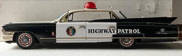 Vintage Made in Japan police Cadillac Yonezawa beschikbaar voor biedingen