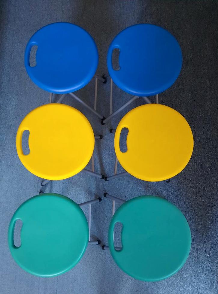 Te koop: 6 inklapbare krukjes, Huis en Inrichting, Krukjes, Zo goed als nieuw, Kunststof, Ophalen