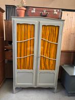 Vintage Brocante vitrinekast, Ophalen, Studio Larilo, Met deur(en), 100 tot 150 cm