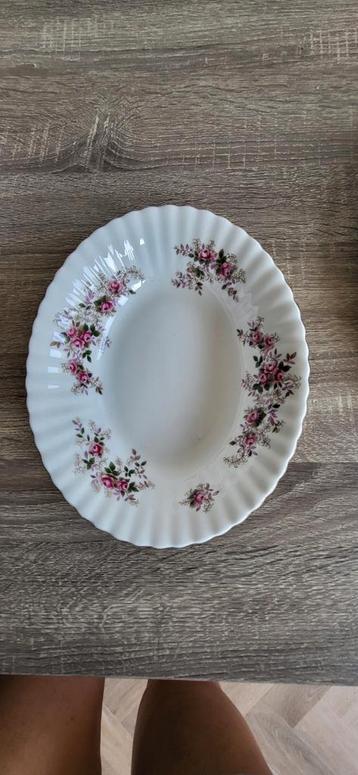 Royal Albert Lavender Rose Serveerschalen Set beschikbaar voor biedingen