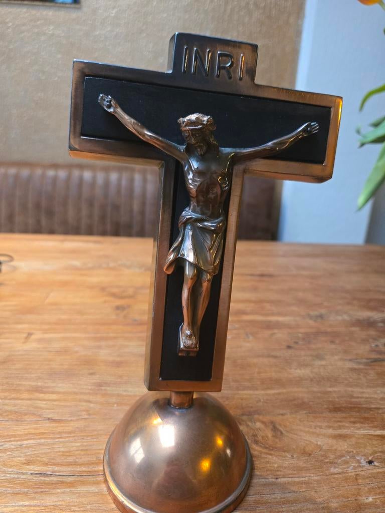 Crucifix op voet, Antiek en Kunst, Ophalen of Verzenden